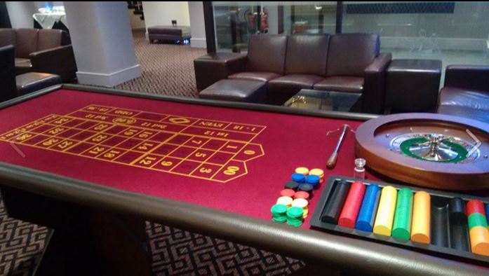 Roulette Casino Table