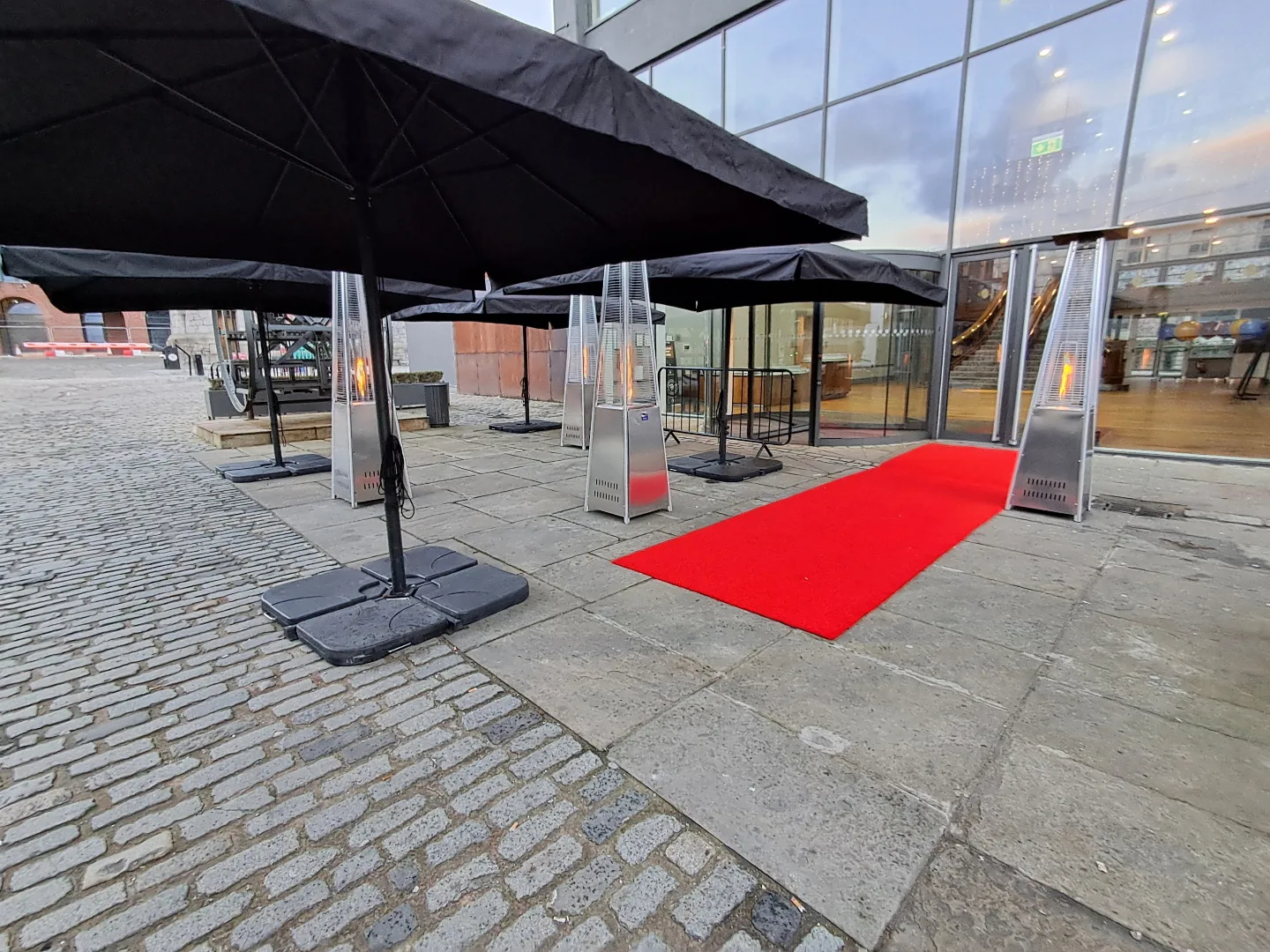 Giant Parasol Hire